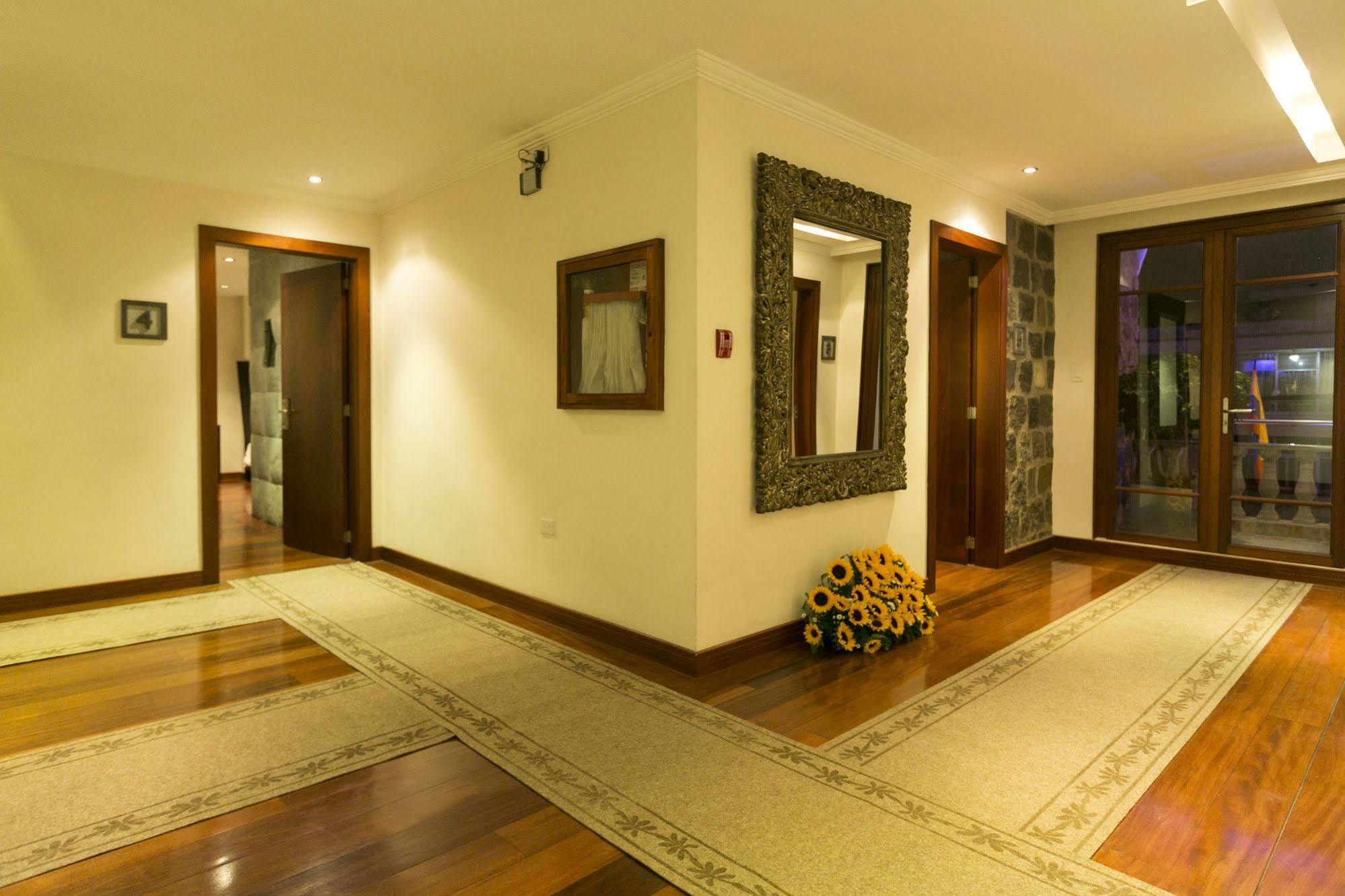 Ikala Quito Hotel Eksteriør bilde